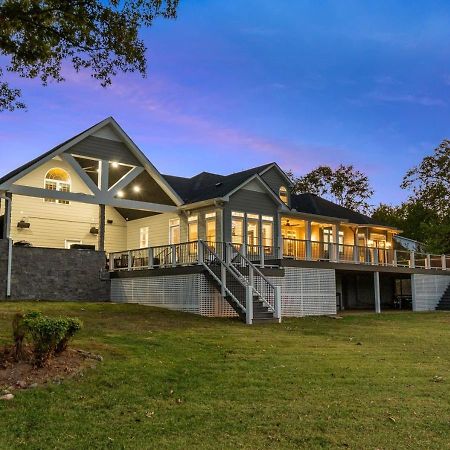 Rare Find Best Lot With Dock And Views On Lake Winchester 外观 照片